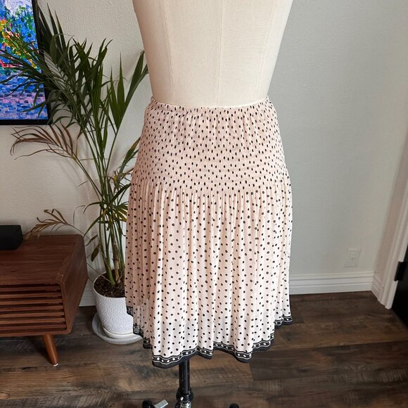 NWT Max Studio Flowy Pleated Mini Skater Skirt Balletcore Traditional Classic - Picture 5 of 9